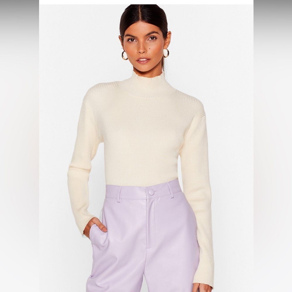 NWT nasty gal back together open back sweater‎ top